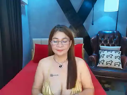 Snapshot of YuriMorgana chatting on 03/17/26, 05:05 YuriMorgana online show from 03/17/26, 05:05