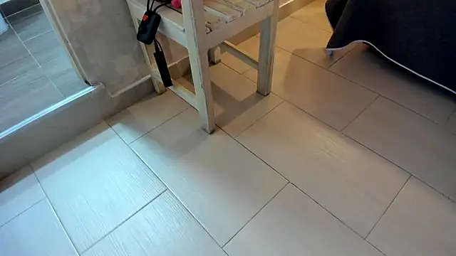 ALYANNA HOT  online show from 01/10/26, 11:45