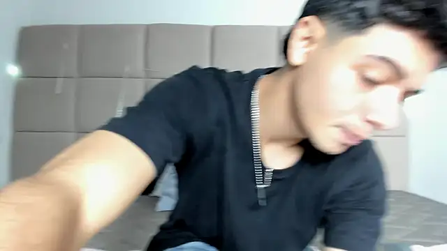 andrew colleman online show from 12/14/25, 03:45