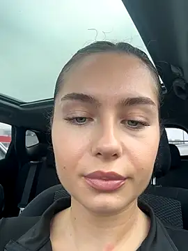 Snapshot of Ashley-Evans chatting on 11/21/25, 12:04 Ashley-Evans online show from 11/21/25, 12:04