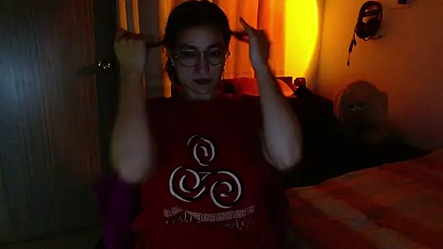 lia ana online show from 05/08/26, 06:30
