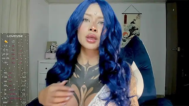 AlinaLukyanova online show from 05/10/26, 04:28