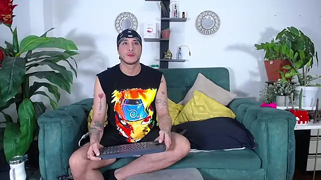 Snapshot of Borsalino_Adam chatting on 09/13/25, 10:09 Borsalino Adam online show from 09/13/25, 10:09