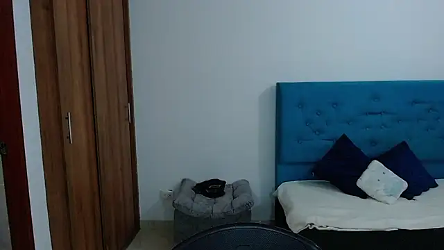 OrianaSaenz  online show from 03/06/26, 04:20