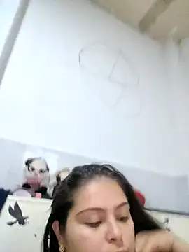 Snapshot of yatzuriperrita chatting on 01/08/26, 02:47 yatzuriperrita online show from 01/08/26, 02:47