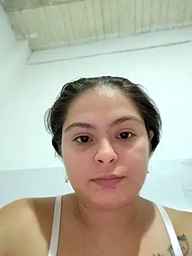 Snapshot of yatzuriperrita chatting on 02/17/26, 08:15 yatzuriperrita online show from 02/17/26, 08:15