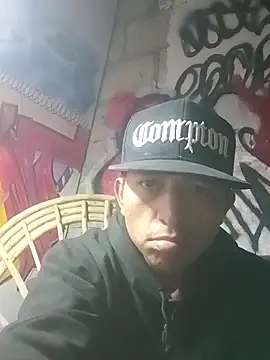 Snapshot of Narckse chatting on 09/17/25, 05:20 Narckse online show from 09/17/25, 05:20