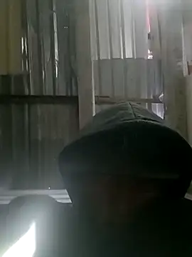 Snapshot of Narckse chatting on 10/18/25, 12:50 Narckse online show from 10/18/25, 12:50