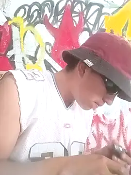 Snapshot of Narckse chatting on 10/22/25, 11:15 Narckse online show from 10/22/25, 11:15