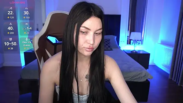 Snapshot of EliseVelour chatting on 05/14/26, 12:45 EliseVelour online show from 05/14/26, 12:45