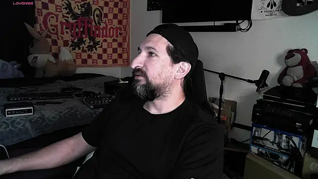 Snapshot of DevilPup75_ chatting on 01/11/26, 10:42 DevilPup75 online show from 01/11/26, 10:42