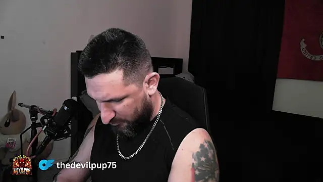 DevilPup75  online show from 06/01/26, 06:15