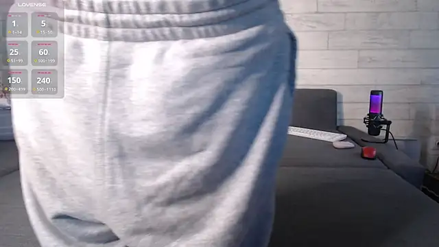 dreamon007007007 online show from 02/27/25, 02:21