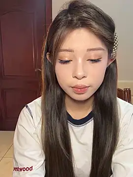 Snapshot of tuanzi125216 chatting on 11/01/25, 03:19 tuanzi125216 online show from 11/01/25, 03:19