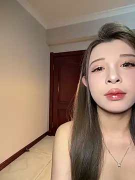 Snapshot of tuanzi125216 chatting on 11/09/25, 01:37 tuanzi125216 online show from 11/09/25, 01:37