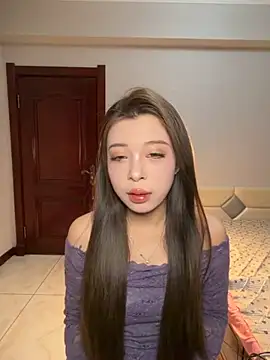 Snapshot of tuanzi125216 chatting on 11/11/25, 01:49 tuanzi125216 online show from 11/11/25, 01:49