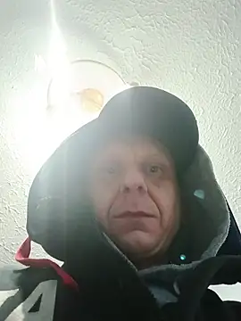 Thoma9034 online show from 11/09/25, 02:21