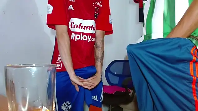 Snapshot of skinny23cm chatting on 03/07/26, 04:15 skinny23cm online show from 03/07/26, 04:15