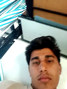 Snapshot of HarryChoudhary21 chatting on 04/11/26, 12:09 HarryChoudhary21 online show from 04/11/26, 12:09