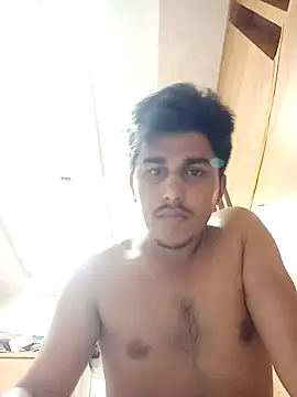 Snapshot of HarryChoudhary21 chatting on 06/02/26, 06:54 HarryChoudhary21 online show from 06/02/26, 06:54