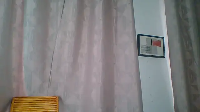 Curvy Scarlet online show from 10/26/25, 01:06