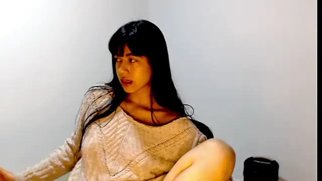 Snapshot of meganmiauu chatting on 05/04/26, 12:45 meganmiauu online show from 05/04/26, 12:45