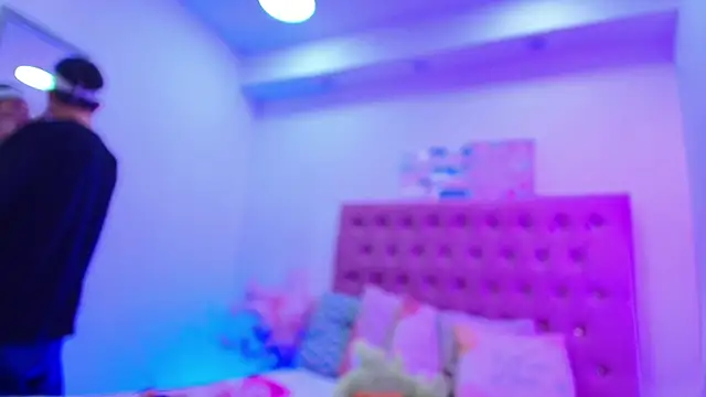 OzorioDany online show from 11/12/25, 03:29