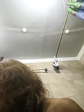 MaryeLunna online show from 09/23/25, 10:40