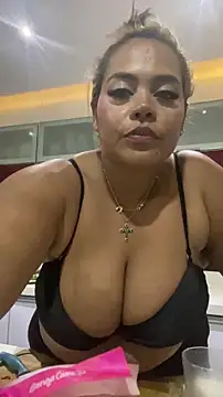EmilyDuran  online show from 04/28/26, 12:42