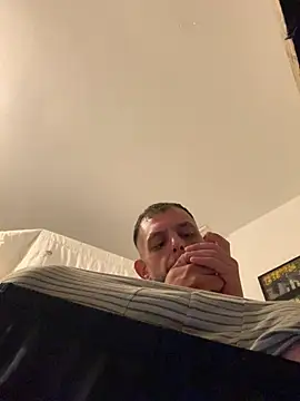 Snapshot of milenski74 chatting on 07/25/26, 03:04 milenski74 online show from 07/25/26, 03:04
