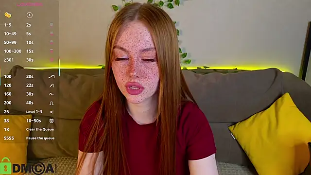 Roxy Sunnny online show from 11/18/25, 09:25