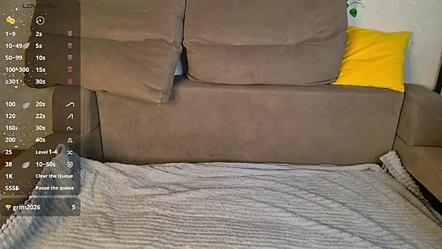 Roxy Sunnny online show from 12/20/25, 09:27