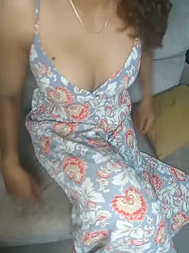 Tamilpallavi online show from 04/27/26, 11:47