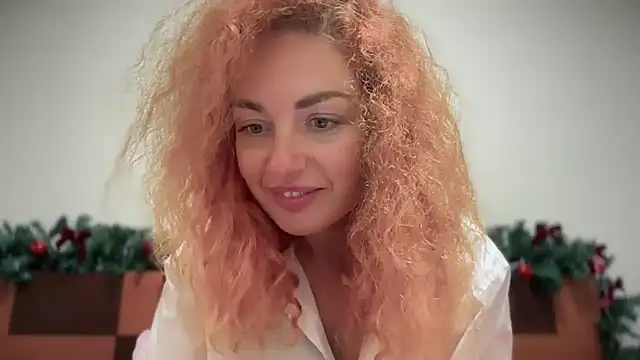 Reddgiirl online show from 11/30/25, 12:14