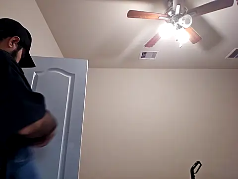 Snapshot of Lb228w chatting on 11/11/25, 10:10 Lb228w online show from 11/11/25, 10:10