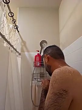 Snapshot of Lb228w chatting on 03/01/26, 06:32 Lb228w online show from 03/01/26, 06:32