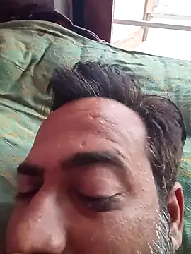 Snapshot of hard_boy9455 chatting on 09/25/25, 12:58 hard boy9455 online show from 09/25/25, 12:58