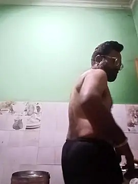 Snapshot of hard_boy9455 chatting on 09/27/25, 12:04 hard boy9455 online show from 09/27/25, 12:04