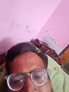 Snapshot of hard_boy9455 chatting on 09/27/25, 01:27 hard boy9455 online show from 09/27/25, 01:27