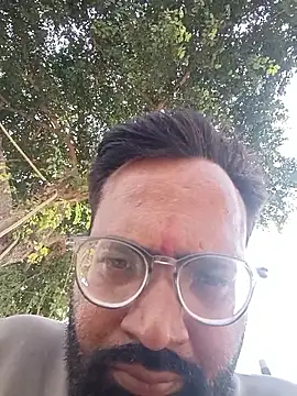 Snapshot of hard_boy9455 chatting on 10/23/25, 06:34 hard boy9455 online show from 10/23/25, 06:34