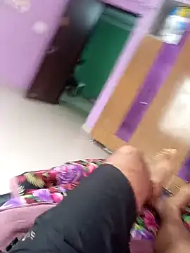 Snapshot of hard_boy9455 chatting on 11/10/25, 02:21 hard boy9455 online show from 11/10/25, 02:21