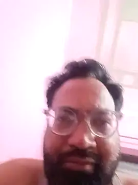 Snapshot of hard_boy9455 chatting on 11/28/25, 01:08 hard boy9455 online show from 11/28/25, 01:08