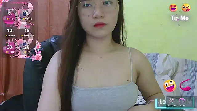 Snapshot of HornyAsian4uxx chatting on 07/25/26, 10:24 HornyAsian4uxx online show from 07/25/26, 10:24