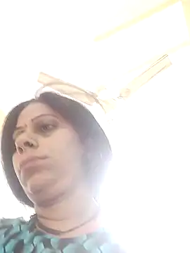 Soniya Roy online show from 04/29/26, 01:53