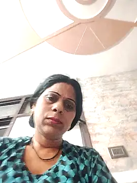 Snapshot of Soniya_Roy chatting on 05/05/26, 09:50 Soniya Roy online show from 05/05/26, 09:50