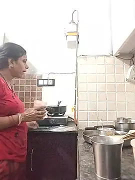 Snapshot of Soniya_Roy chatting on 05/14/26, 05:03 Soniya Roy online show from 05/14/26, 05:03
