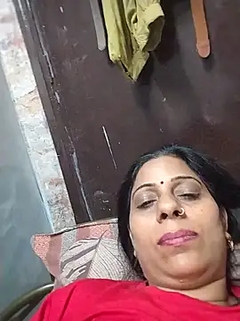 Snapshot of Soniya_Roy chatting on 06/13/26, 05:00 Soniya Roy online show from 06/13/26, 05:00