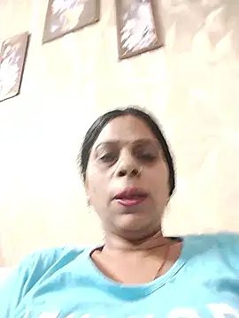 Snapshot of Soniya_Roy chatting on 06/17/26, 08:28 Soniya Roy online show from 06/17/26, 08:28