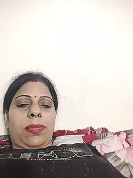 Snapshot of Soniya_Roy chatting on 07/18/26, 08:29 Soniya Roy online show from 07/18/26, 08:29