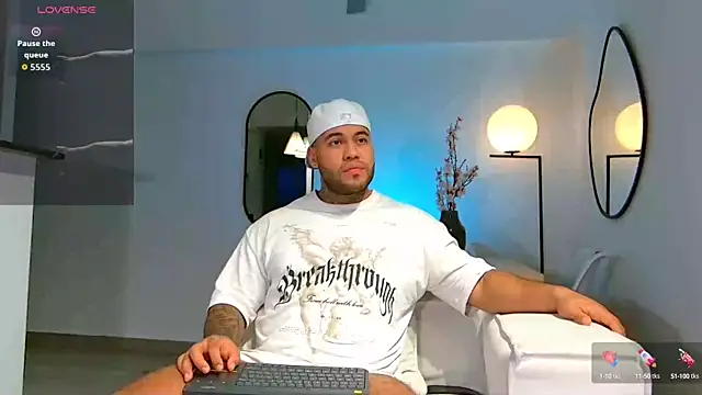 Snapshot of Michael_Salens chatting on 10/11/25, 10:52 Michael Salens online show from 10/11/25, 10:52